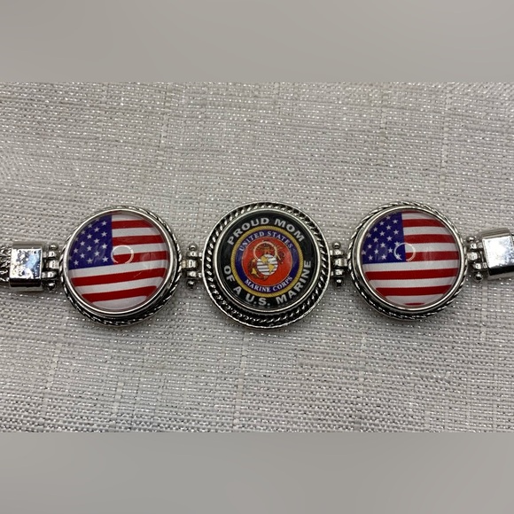🇺🇸Custom Listing - Set of 3 - U.S. Marine Mom 3 Charm Bracelets - Picture 3 of 9